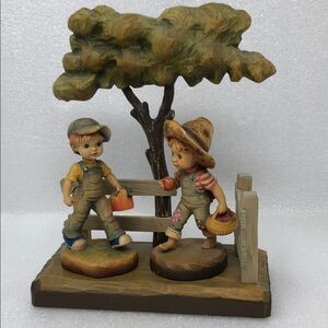 Club ANRI Sarah Kay Apple Of My Eye and Dads Helper - Tree Display Platform